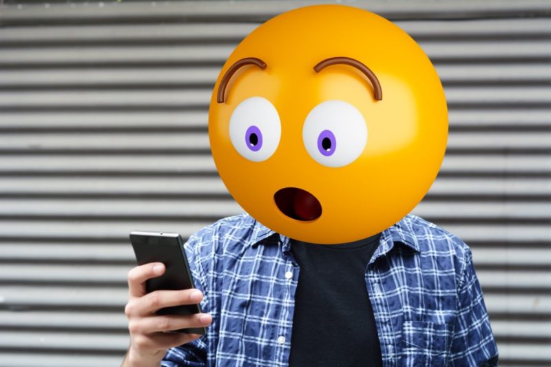 How to use emojis in Facebook ads